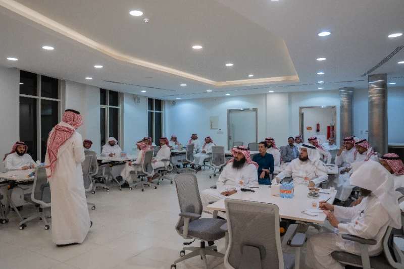 "الممكن المالي في منظومة القطاع غير الربحي" لقاء إثرائي للمهندس الحازمي في جمعية الإحسان